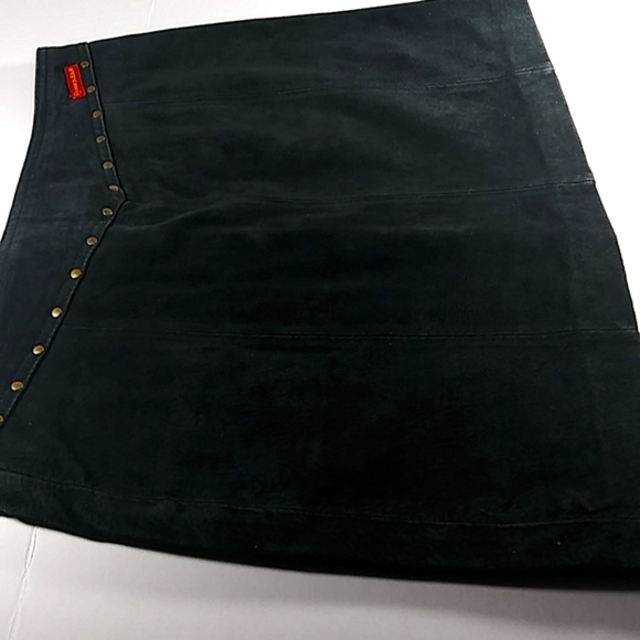 Roxy Jeans Blk. Suede Leather Skirt. - Picture 6 of 7